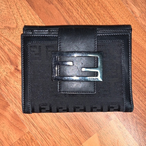 Authentic Fendi Zucca FF Logo Compact Wallet - Picture 1 of 14